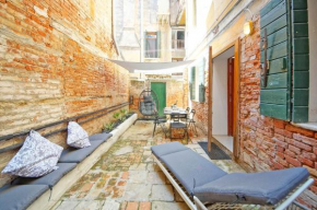 Gondola View Apartment